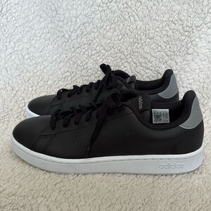 Adidas men’s sneakers